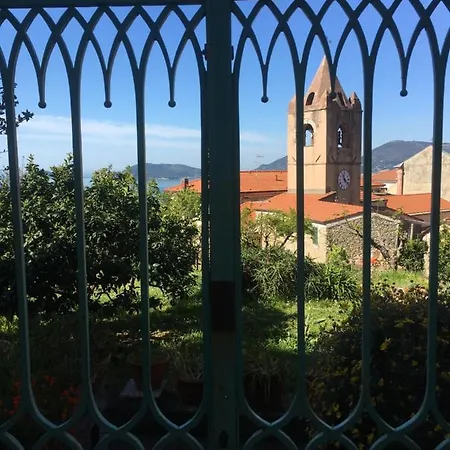 Affittacamere Da Marcello * Lerici